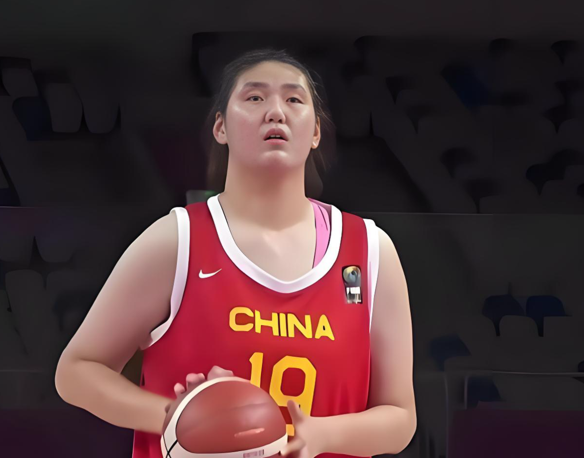 充分肯定！王思雨点评2米26张子宇：能成为世界顶级中锋